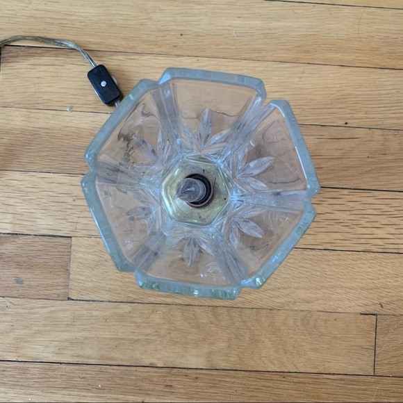 Pair of Two Crystal Brass Lamps - Picture 2 of 3